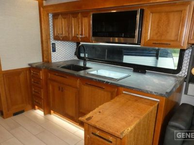 2021 Tiffin Allegro Bus - Photo 7