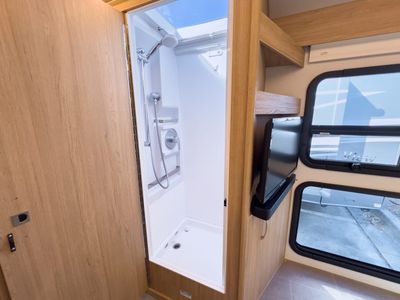 2025 Leisure Travel Vans WONDER - Photo 21