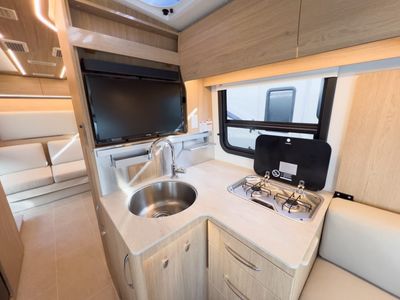 2025 Leisure Travel Vans WONDER - Photo 7