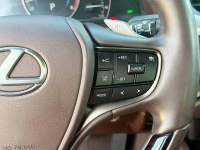 2021 Lexus ES — photo 38 view