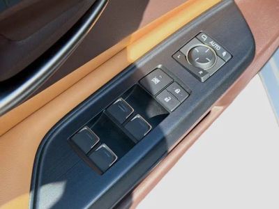 2021 Lexus ES — photo 22 view