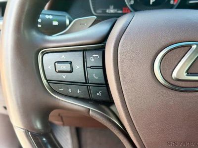 2021 Lexus ES — photo 37 view