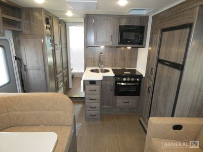 2026 Winnebago Minnie Winnie - Photo 6