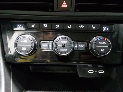 2024 Volkswagen Jetta — photo 19 view