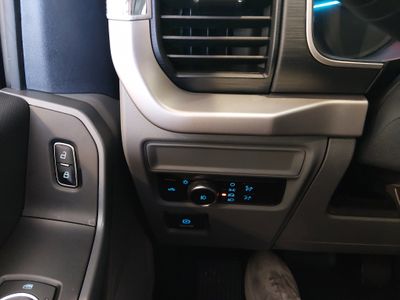 2023 Ford F-150 — photo 13 view