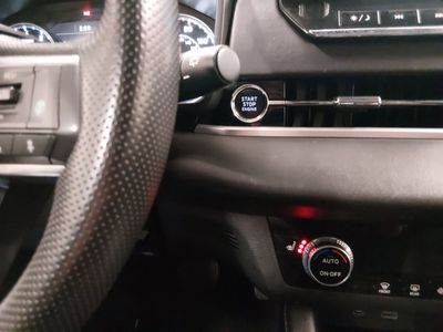 2024 Mitsubishi Outlander — photo 13 view