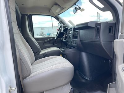 2025 Chevrolet Express Commercial Cutaway - Photo 15