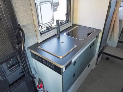 2025 Winnebago EKKO - Photo 9