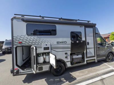 2025 Winnebago EKKO - Photo 17