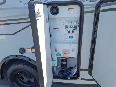 2025 Winnebago EKKO - Photo 24