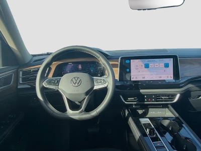 2026 Volkswagen Atlas — photo 17 view