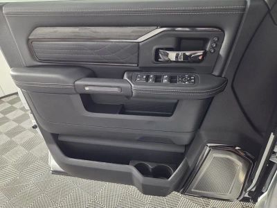 2026 Ram 2500 — photo 17 view
