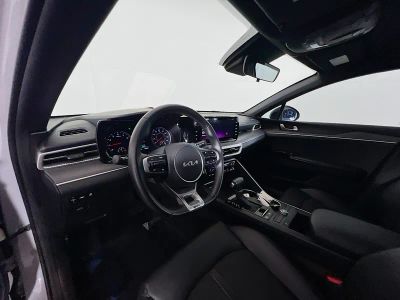 2023 Kia K5 — photo 17 view