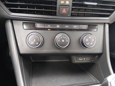 2024 Volkswagen Jetta - Photo 23