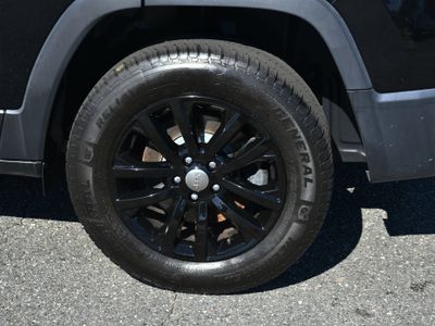2019 Jeep Cherokee - Photo 21