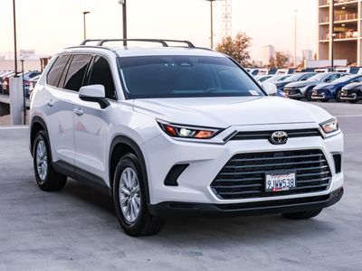 2024 Toyota Grand Highlander - Photo 2