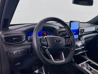 2022 Ford Explorer — photo 8 view