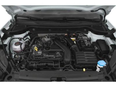 2026 Volkswagen Taos — photo 11 view