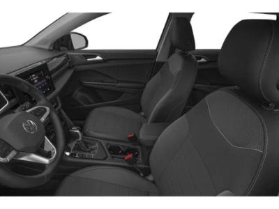 2026 Volkswagen Taos — photo 8 view