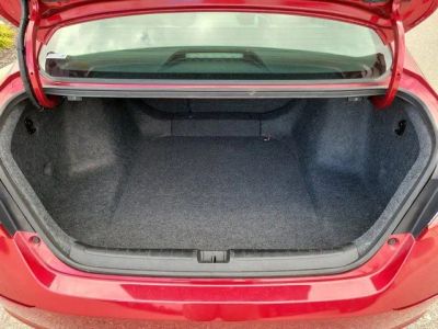 2019 Honda Accord Hybrid — photo 12 view