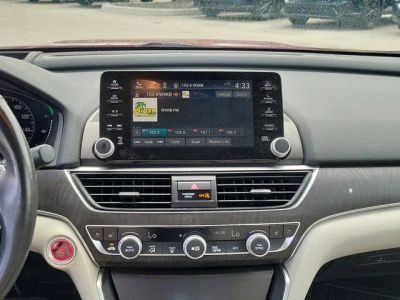 2019 Honda Accord Hybrid — photo 19 view