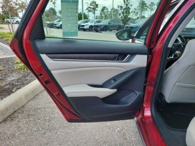 2019 Honda Accord Hybrid — photo 15 view