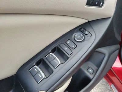 2019 Honda Accord Hybrid — photo 24 view