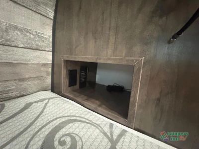 2021 Riverside RV Retro — photo 13 view
