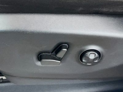 2023 Chrysler Voyager — photo 15 view