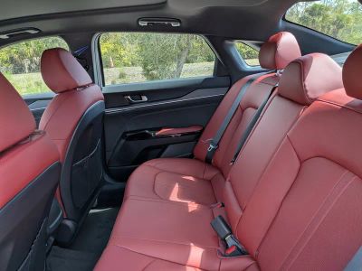 2026 Kia K5 — photo 13 view
