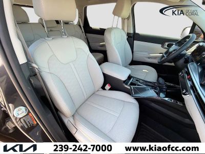 2026 Kia Sorento — photo 14 view