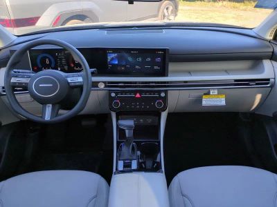 2026 Hyundai TUCSON — photo 13 view
