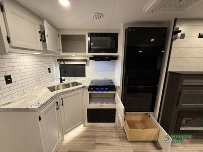 2026 Venture RV Campbound Platinum - Photo 20
