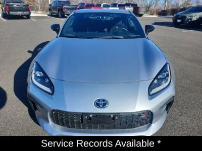 2024 Toyota GR86 Premium — photo 9 view