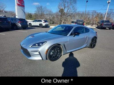 2024 Toyota GR86 Premium — photo 8 view