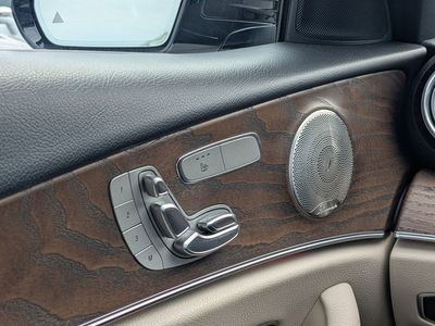 2022 Mercedes-Benz E-Class - Photo 18