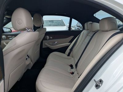 2022 Mercedes-Benz E-Class - Photo 11