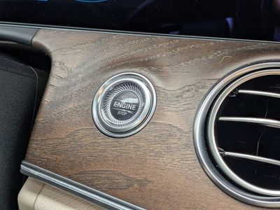 2022 Mercedes-Benz E-Class - Photo 27