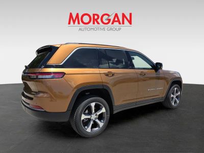 2026 Jeep Grand Cherokee — interior view