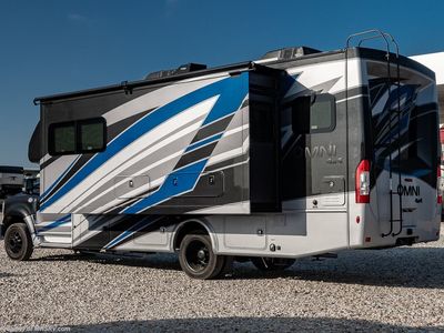 2025 Thor Motor Coach Omni - Photo 2