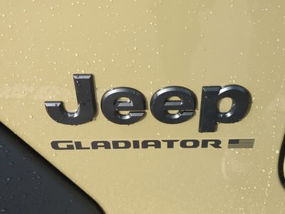 2026 Jeep Gladiator — photo 15 view
