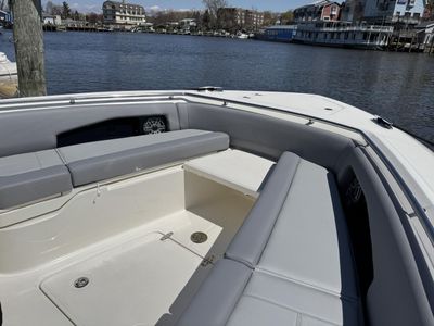 2025 Boston Whaler 360 Outrage - Photo 11