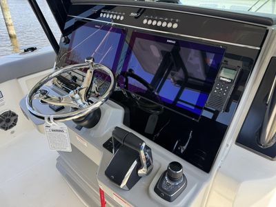 2025 Boston Whaler 360 Outrage - Photo 7