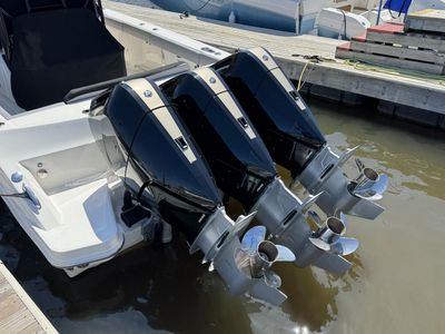 2025 Boston Whaler 360 Outrage - Photo 10
