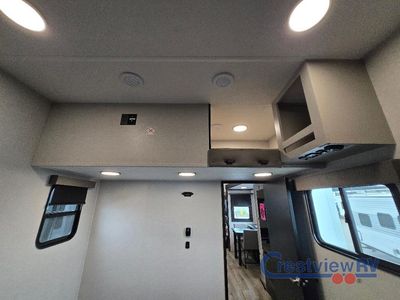 2026 Jayco Seismic - Photo 33