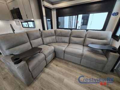 2026 Jayco Seismic - Photo 16