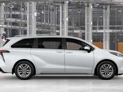 2026 Toyota Sienna - Photo 14