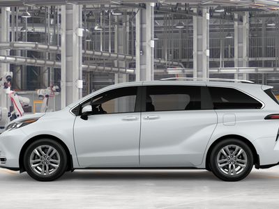 2026 Toyota Sienna - Photo 6