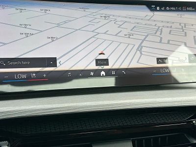 2026 BMW 3 Series — photo 10 view