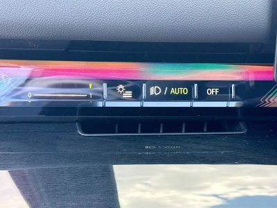 2027 BMW 5 Series — photo 36 view